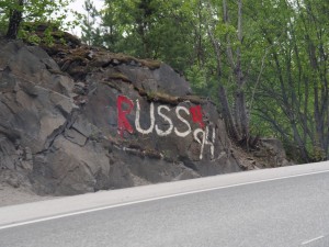 2-Russ-schilderingen-op-rotsen-langs-riksvei 41